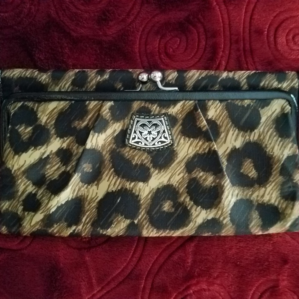Brighton ~ Magnetic Tri-fold Leopard 🐆 Wallet